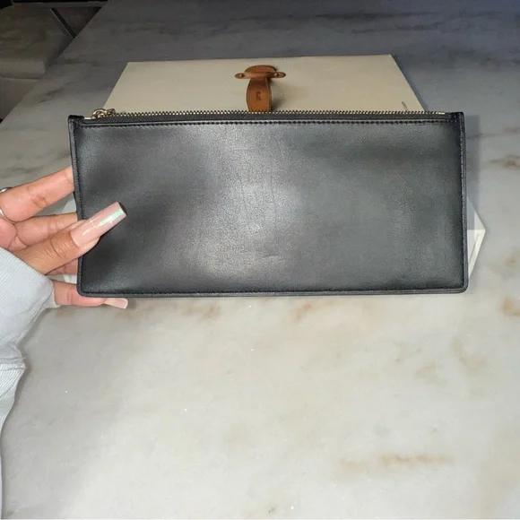 Coach Black Leather Zip Pouch Clutch Minimalist Wristlet - Picture 5 of 9